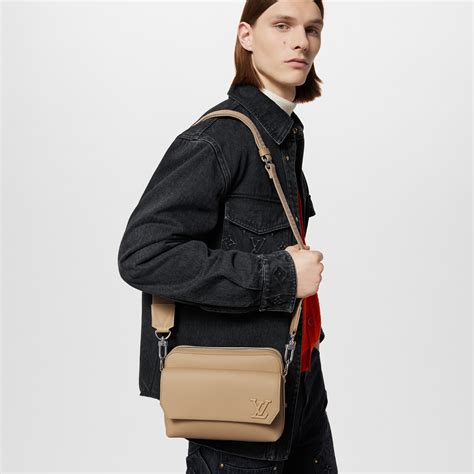 Fastline Messenger LV Aerogram .